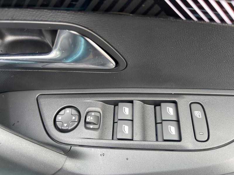 Used Peugeot 2008 2026 for sale - 77733148: Photo 21