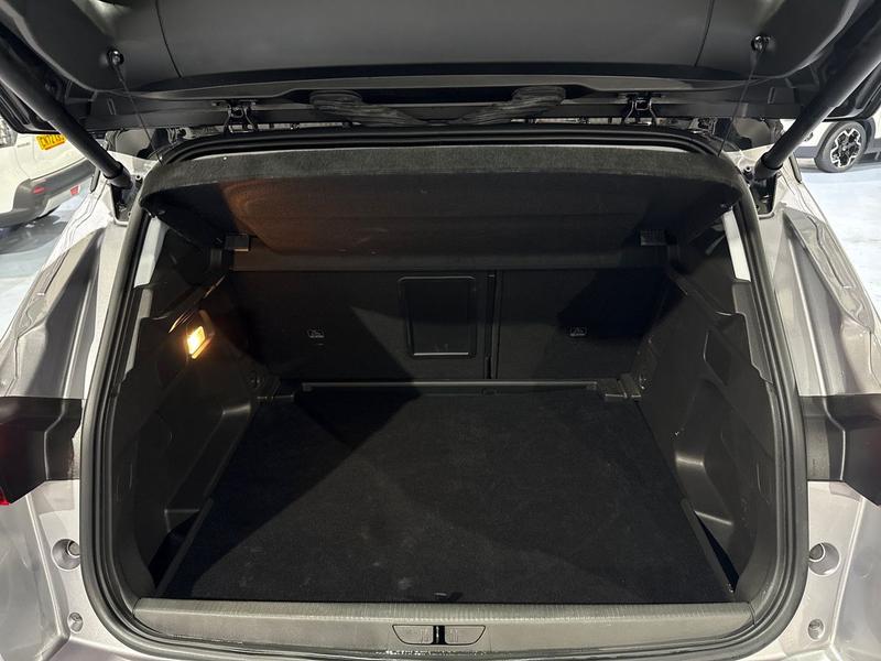 Used Vauxhall Grandland 2023 for sale - 76534496: Photo 9