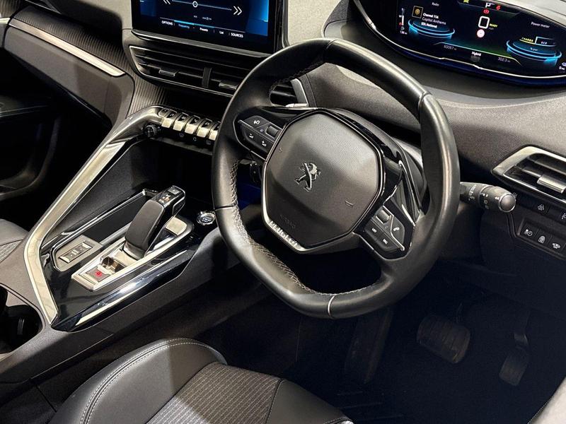 Used Peugeot 3008 2021 for sale - 76255348: Photo 3