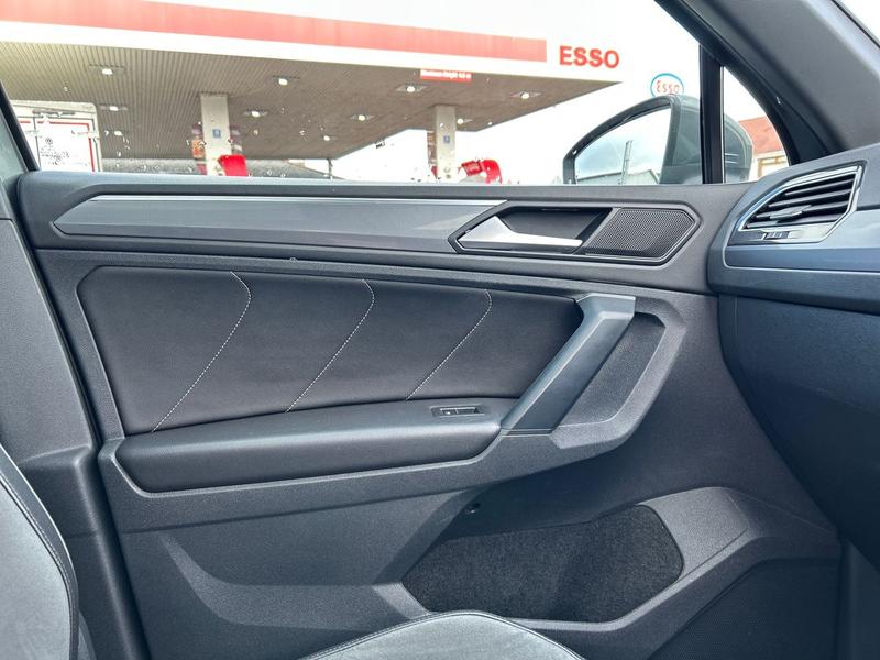 Used Volkswagen Tiguan 2019 for sale - 77994763: Photo 40
