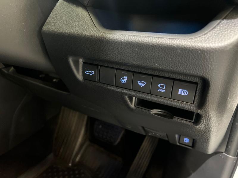 Used Toyota RAV4 2020 for sale - 76117479: Photo 21