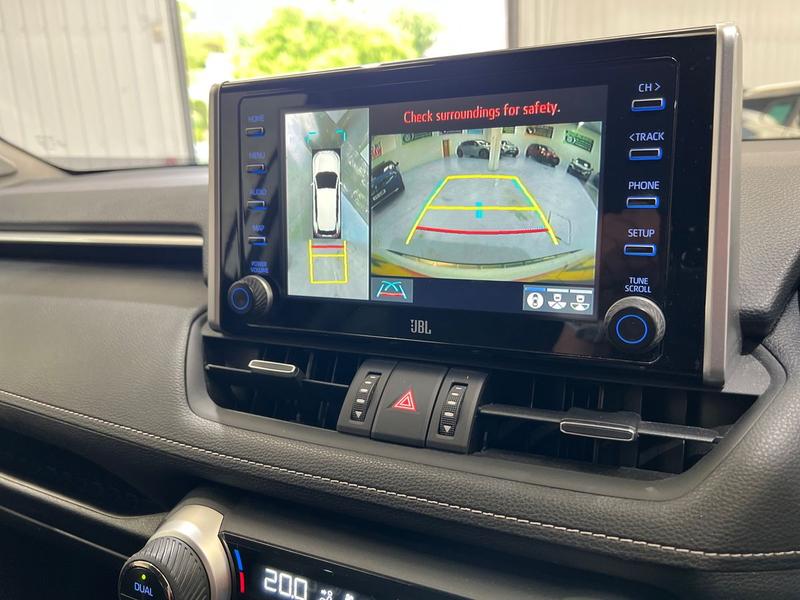 Used Toyota RAV4 2020 for sale - 76117479: Photo 31