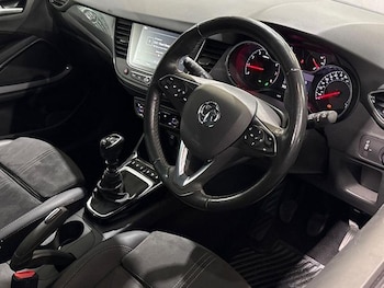 Used Vauxhall Crossland 2022 for sale - 76545392: Photo