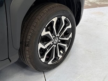Used Toyota Yaris Cross 2022 for sale - 79170273: Photo