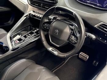 Used Peugeot 5008 2024 for sale - 77493496: Photo