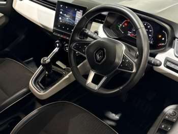 Used Renault Clio 2022 for sale - 73551789: Photo