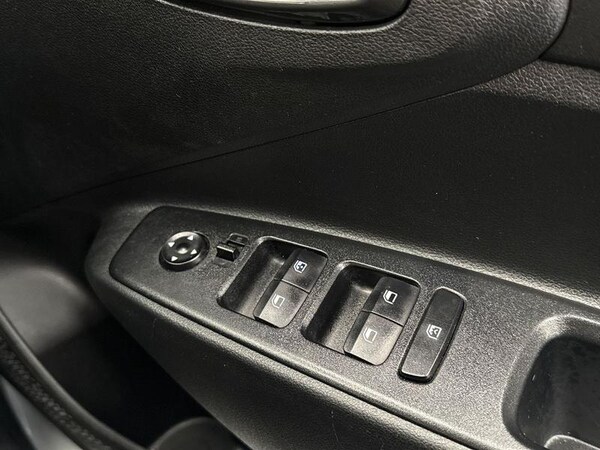 Used Hyundai i10 2022 for sale - 75288895: Photo 17