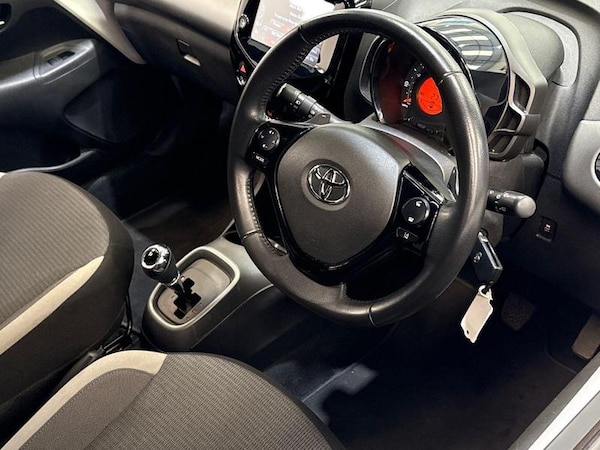 Used Toyota AYGO 2021 for sale - 74195254: Photo 3
