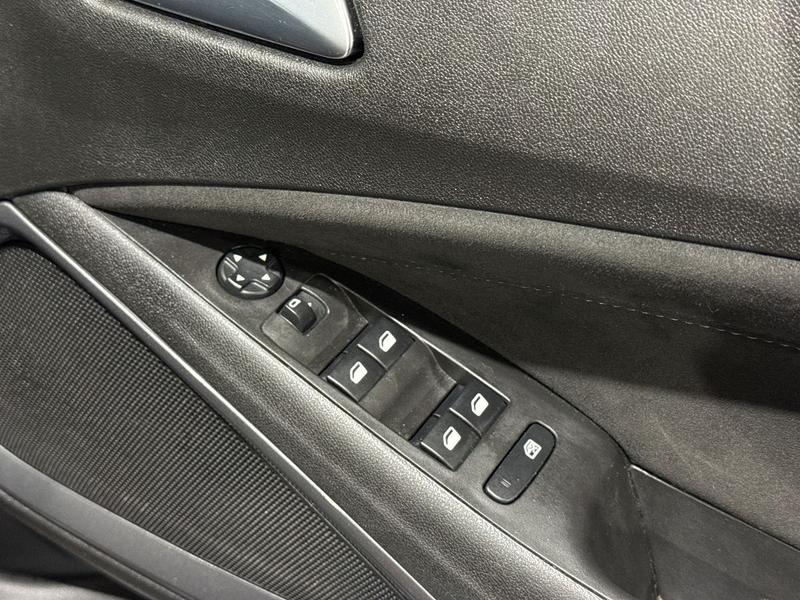 Used Vauxhall Crossland 2023 for sale - 77493507: Photo 17
