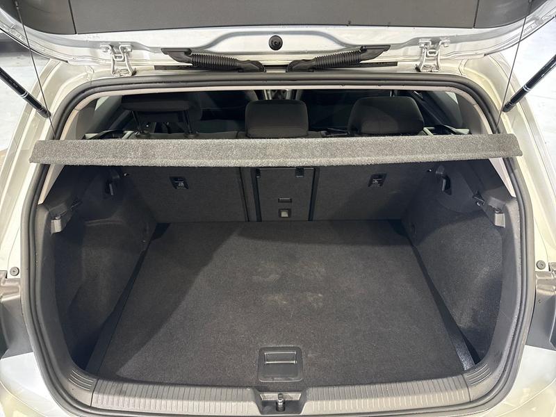 Used Volkswagen Golf 2023 for sale - 76184494: Photo 9