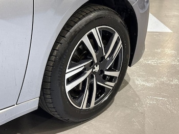 Used Peugeot 208 2023 for sale - 77994766: Photo