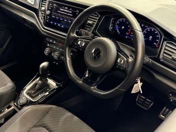 Used Volkswagen T-Roc 2021 for sale - 74017414: Photo