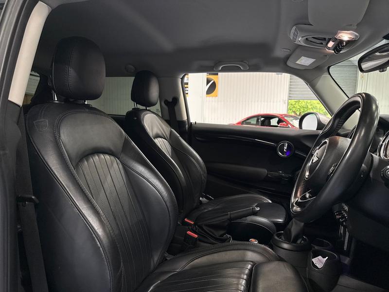 Used MINI Hatch 2018 for sale - 77532768: Photo 16