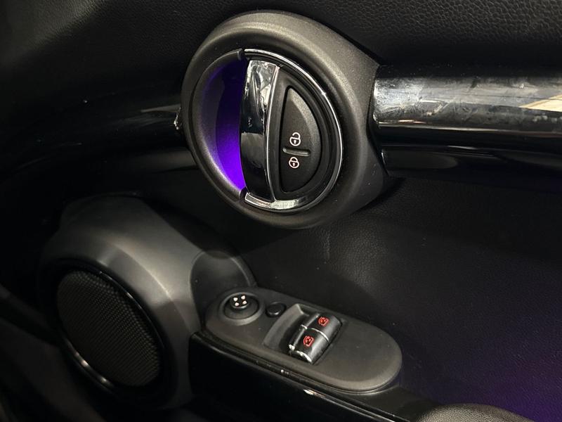 Used MINI Hatch 2018 for sale - 77532768: Photo 17