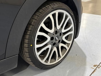 Used MINI Hatch 2018 for sale - 77532768: Photo