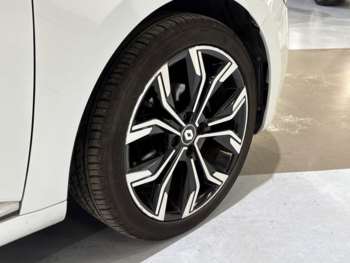 Used Renault Clio 2022 for sale - 73551816: Photo