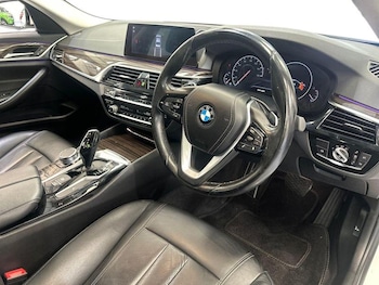 Used BMW 5 Series 2018 for sale - 79325775: Photo