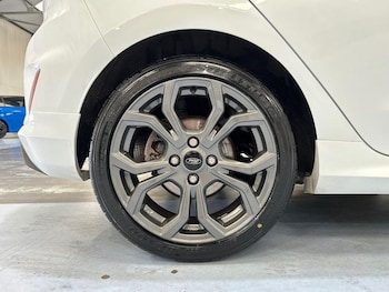 Used Ford Fiesta 2020 for sale - 79429619: Photo