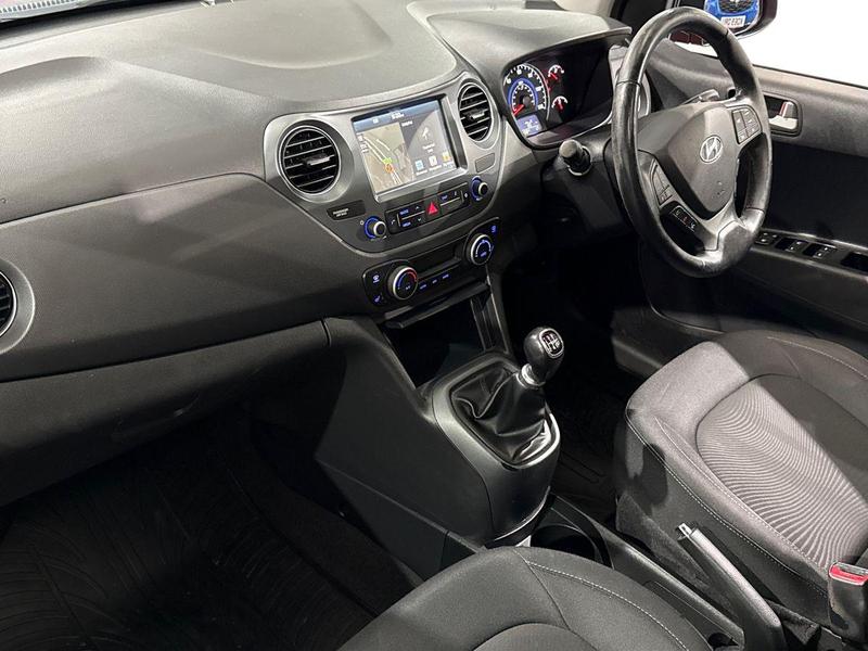 Used Hyundai i10 2017 for sale - 77442001: Photo 11