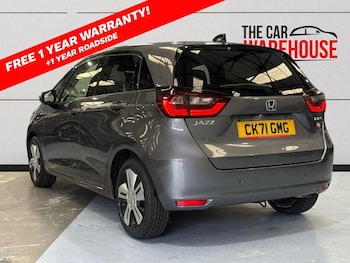 Used Honda Jazz 2021 for sale - 76117420: Photo 2