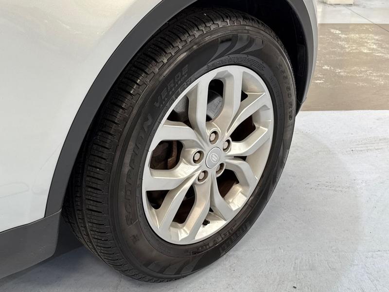 Used Land Rover Discovery 2018 for sale - 76046577: Photo 4