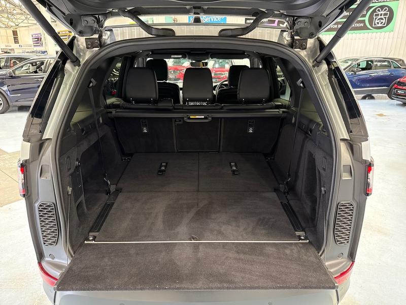 Used Land Rover Discovery 2018 for sale - 76046577: Photo 9