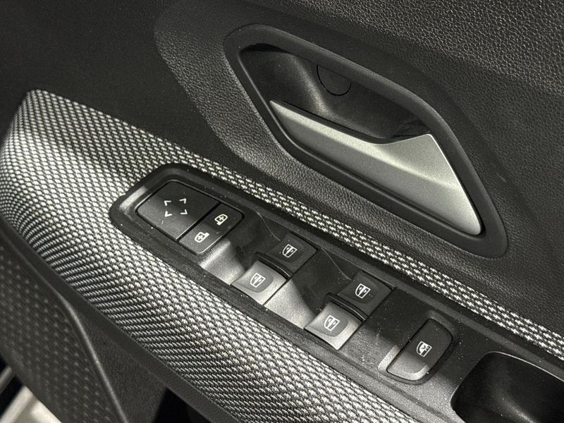 Used Dacia Sandero 2023 for sale - 76670133: Photo 17