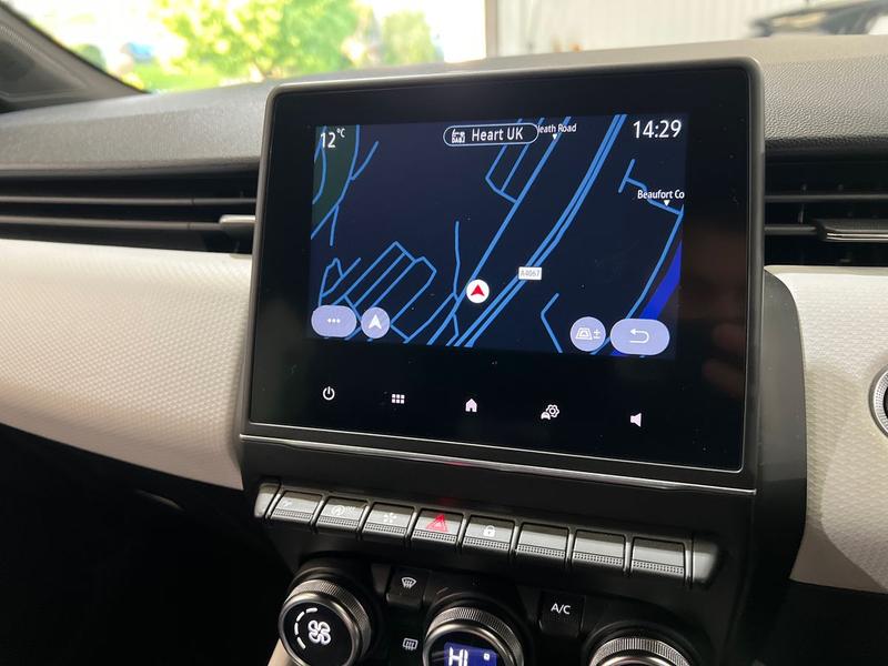 Used Renault Clio 2023 for sale - 76415951: Photo 29