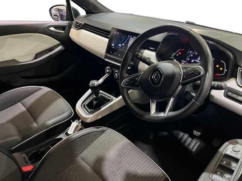 Used Renault Clio 2023 for sale - 76415951: Photo 3