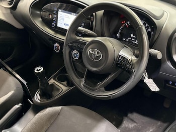 Used Toyota Aygo X 2022 for sale - 76046578: Photo 3