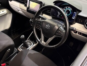 Used Suzuki Ignis 2017 for sale - 77915638: Photo