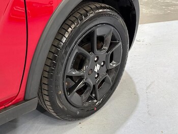 Used Suzuki Ignis 2017 for sale - 77915638: Photo