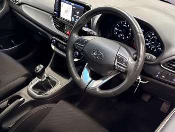 Used Hyundai i30 2019 for sale - 74474402: Photo