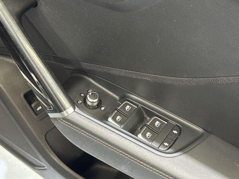 Used Audi Q2 2017 for sale - 77381689: Photo 17