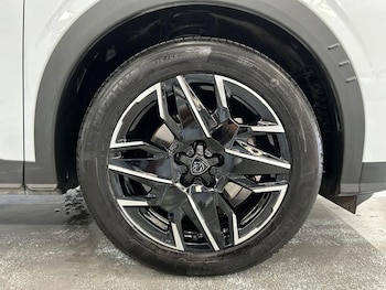 Used Peugeot 5008 2025 for sale - 79379001: Photo