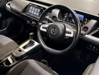 Used Honda Jazz 2021 for sale - 76117480: Photo