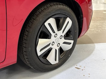 Used Honda Jazz 2021 for sale - 76117480: Photo