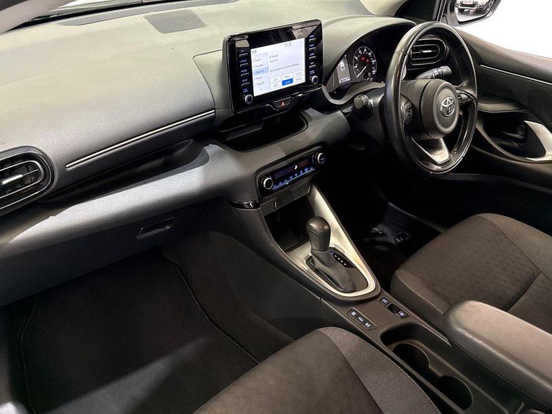 Used Toyota Yaris 2022 for sale - 76117412: Photo 11