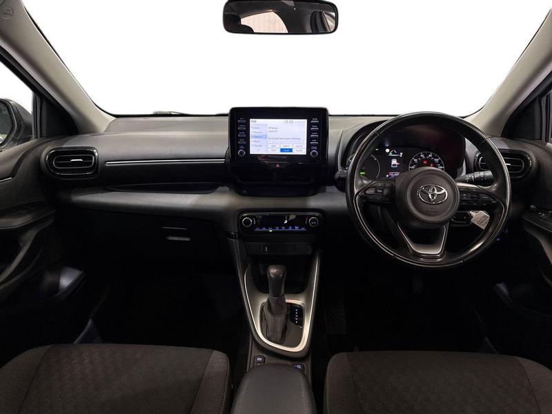 Used Toyota Yaris 2022 for sale - 76117412: Photo 12