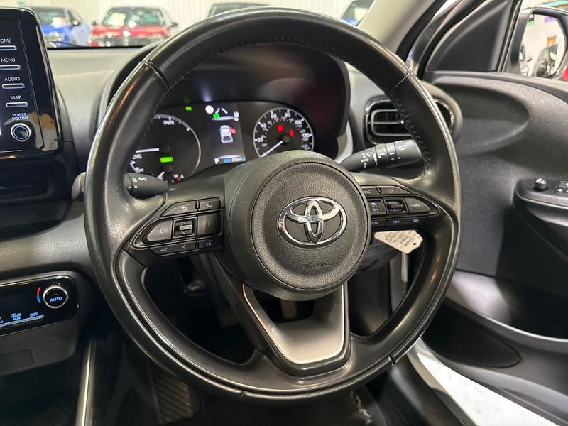 Used Toyota Yaris 2022 for sale - 76117412: Photo 18