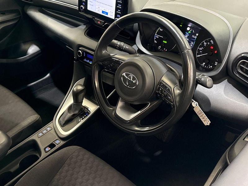 Used Toyota Yaris 2022 for sale - 76117412: Photo 3