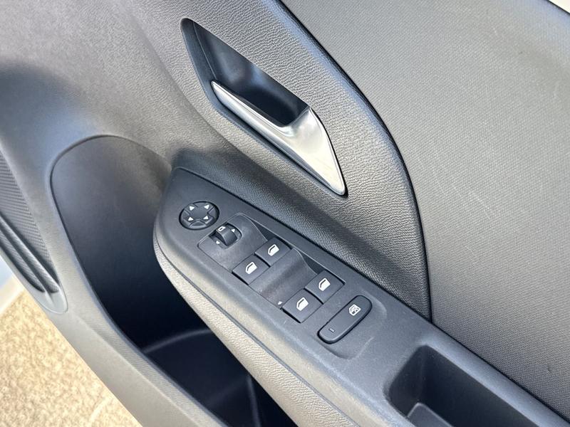 Used Vauxhall Corsa 2021 for sale - 76616332: Photo 17