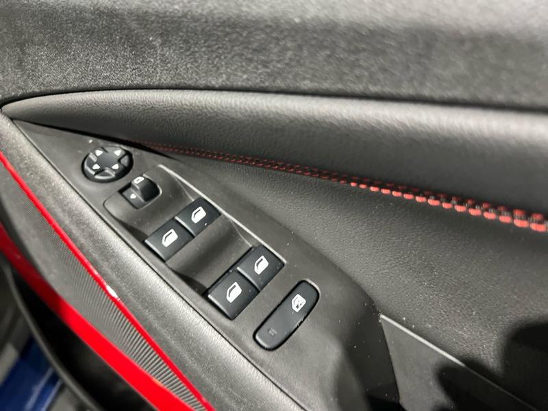 Used Vauxhall Crossland 2022 for sale - 76382188: Photo 17