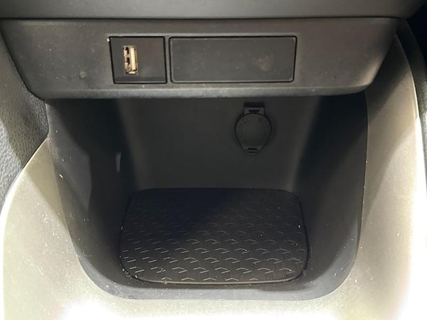 Used Toyota Yaris 2022 for sale - 76154208: Photo 24