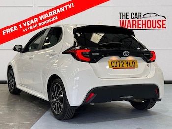 Used Toyota Yaris 2022 for sale - 76154208: Photo 2