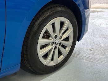 Used Vauxhall Astra 2023 for sale - 77884475: Photo