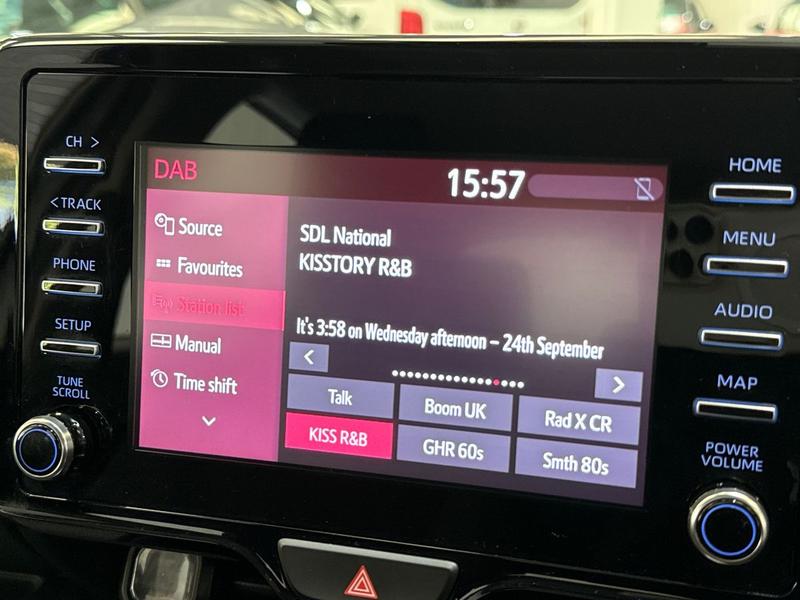 Used Toyota Yaris 2022 for sale - 76117442: Photo 28
