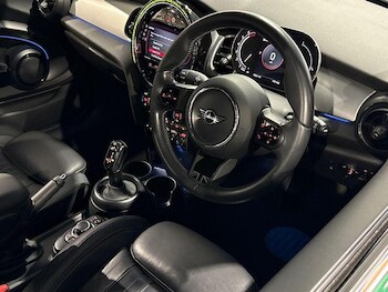 Used MINI Hatch 2023 for sale - 77427295: Photo