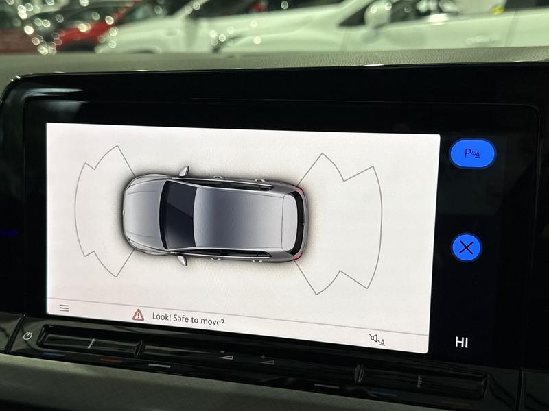 Used Volkswagen Golf 2022 for sale - 76670090: Photo 32