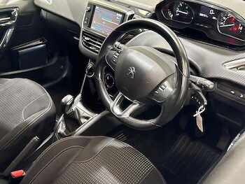 Used Peugeot 208 2018 for sale - 78849780: Photo